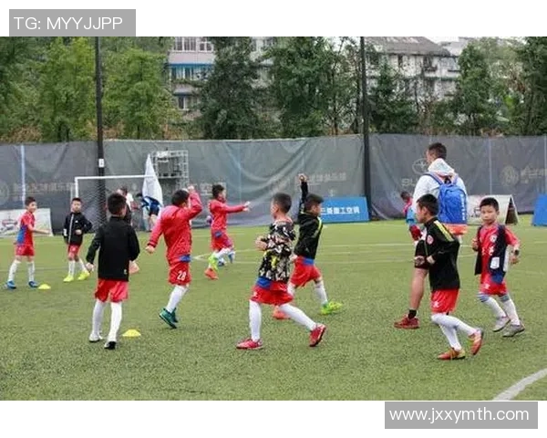 成都足球队荣登足球节奏排行榜第三名引发热议 成都足球队荣登足球节奏排行榜第三名引发热议