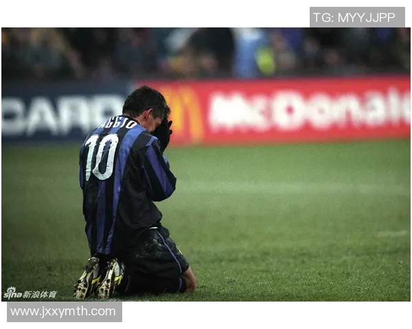 日本足球明星的背影与梦想之路的追寻与坚持