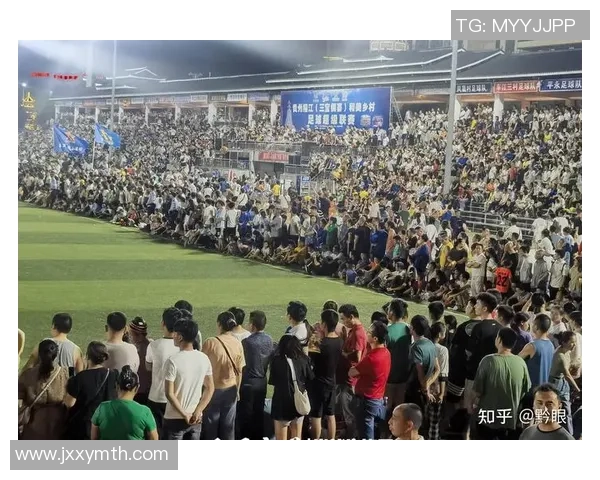 村超足球明星表演盛典点燃乡村热情展现足球魅力与团结精神 村超足球明星表演盛典点燃乡村热情展现足球魅力与团结精神